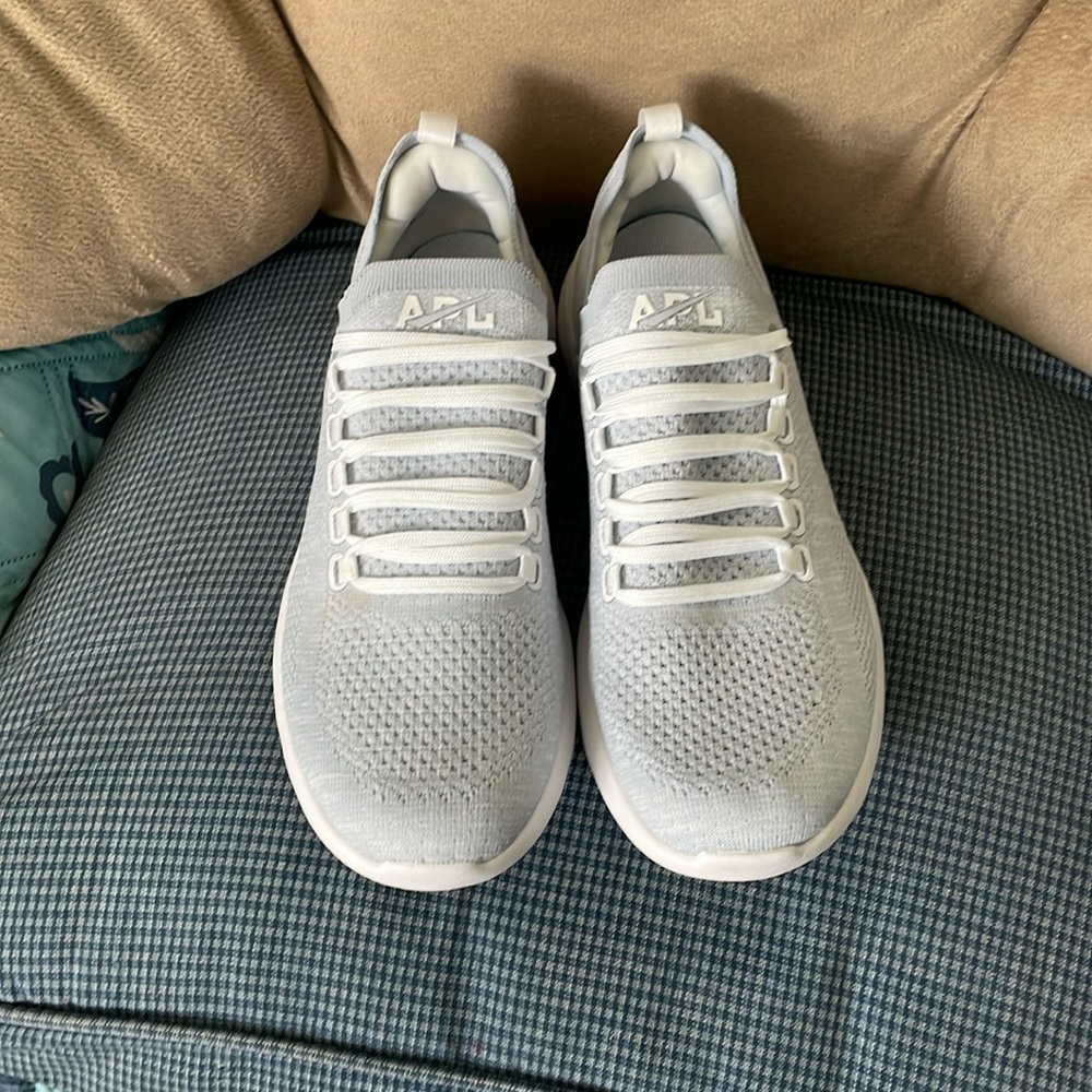 Women’s APL Techloom Breeze Sz9